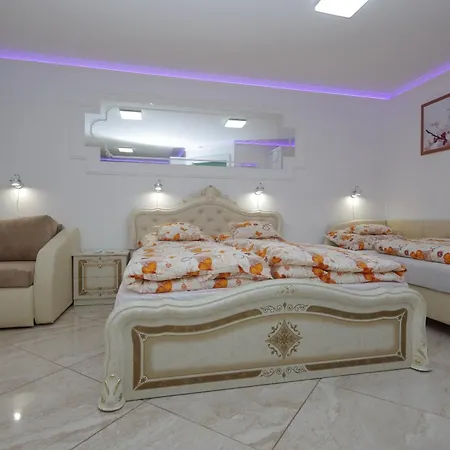 Amalia Apartman Gyula Exterior photo
