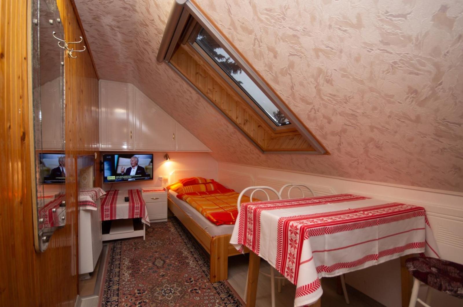 Apartment Amalia Gyula